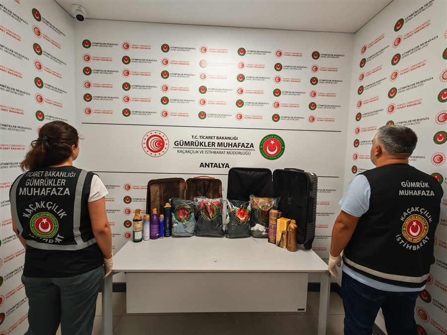 ANTALYA'DA ZEHİR TACİRLERİNE GÜMRÜK DARBESİ