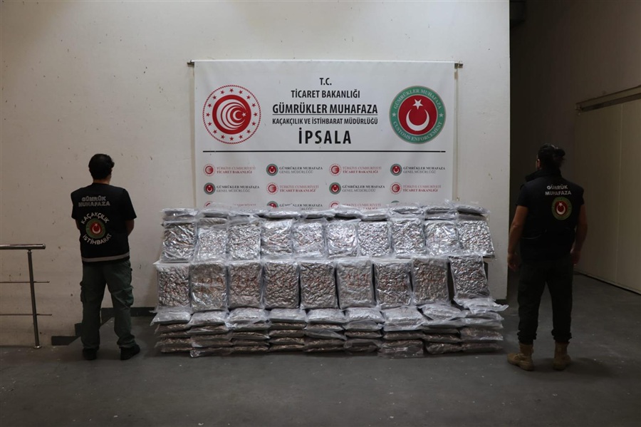 Gümrük Muhafaza’dan Çifte Darbe: 174 Kilo Uyuşturucu Ele Geçirildi